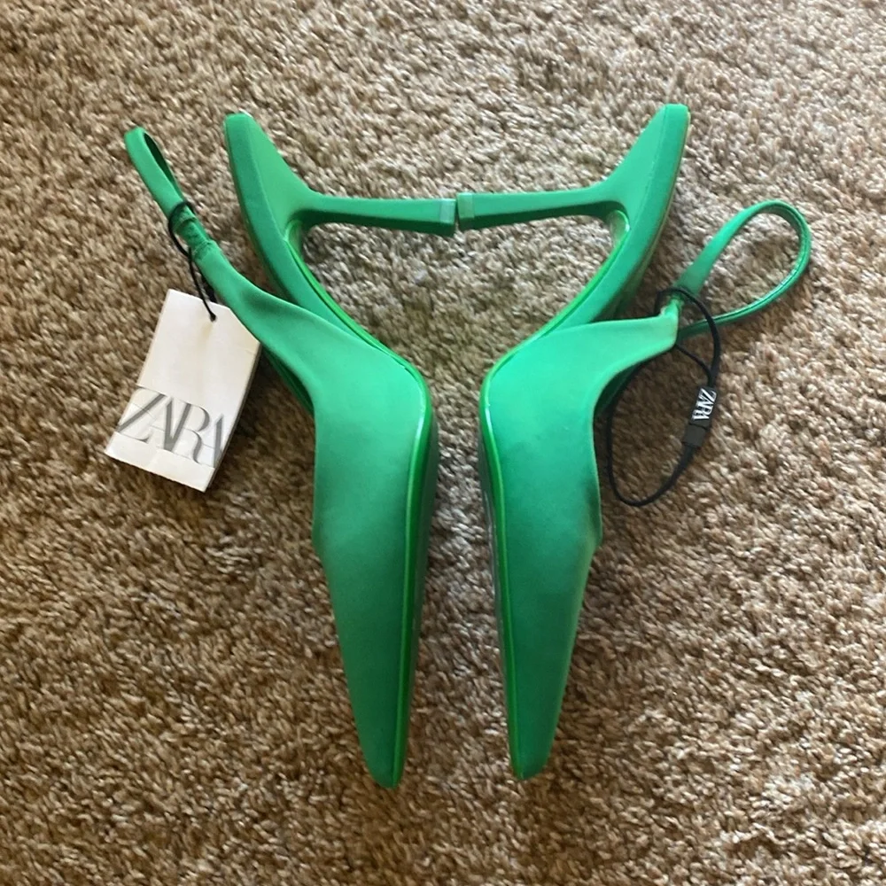 Zara | NWT Vibrant Green Slingback Pointed Heels - Picture 8 of 9